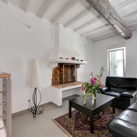 In Cathar Village Of Holiday home